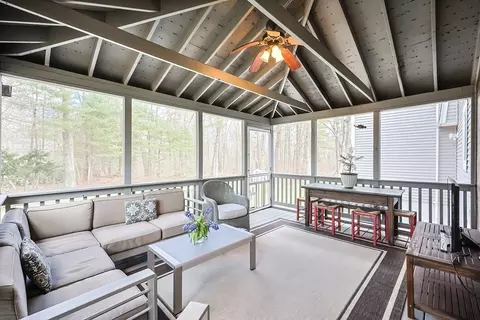 Exterior - 9 Pine St, Franklin, MA 02038 photo 5 of 6