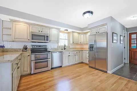 Kitchen - 9 Pine St, Franklin, MA 02038 photo 2 of 2