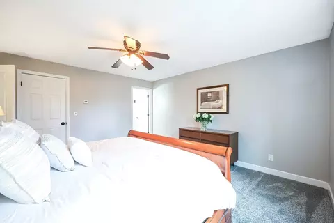 Bedroom - 9 Pine St, Franklin, MA 02038 photo 3 of 8