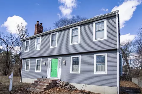 165 Oak St, Abington, MA 02351