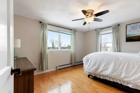 Bedroom - 3 Breezy Point Rd, Gloucester, MA 01930 photo 4 of 5