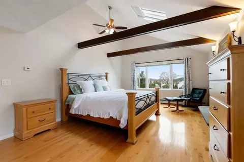 Bedroom - 3 Breezy Point Rd, Gloucester, MA 01930 photo 1 of 5