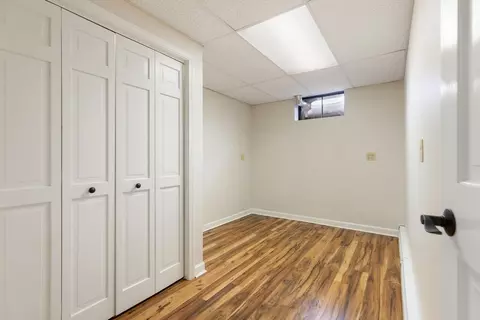 Bedroom - 3 Breezy Point Rd, Gloucester, MA 01930 photo 5 of 5