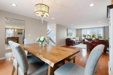 Dining - 3 Breezy Point Rd, Gloucester, MA 01930 photo 3 of 4