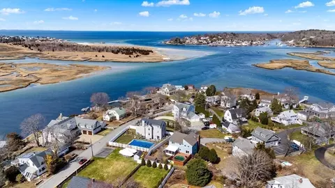 View/Area - 3 Breezy Point Rd, Gloucester, MA 01930 photo 2 of 4