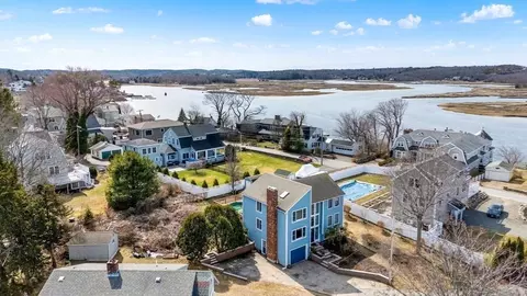 View/Area - 3 Breezy Point Rd, Gloucester, MA 01930 photo 3 of 4
