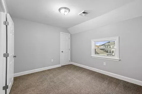 Bedroom - 528 Eastern Ave, Fall River, MA 02723 photo 2 of 9
