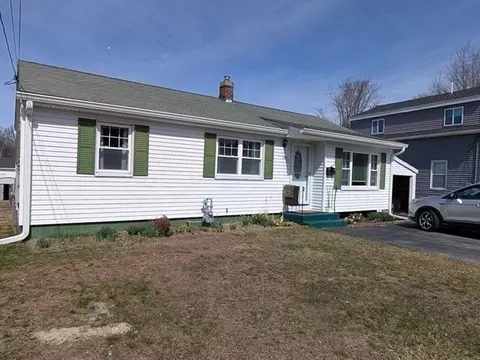 Exterior - 240 Clover St, Worcester, MA 01603 photo 1 of 2