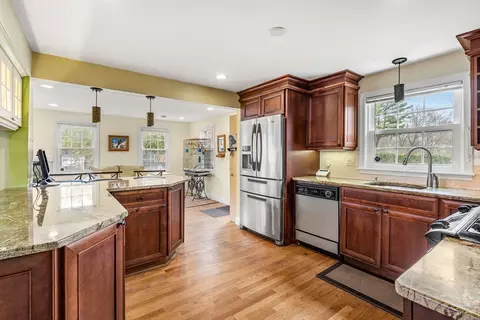 77 Cushing Rd, Milton, MA 02186 photo 7