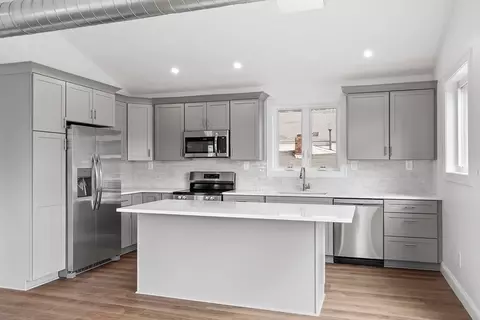 14 Myrtle Ave, Sterling, MA 01564