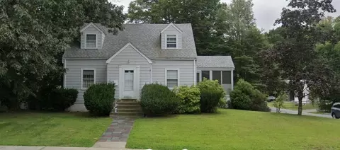 98 W Central St, Natick, MA 01760