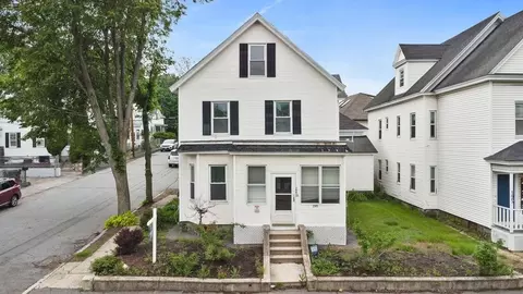 199 Mammoth Rd, Lowell, MA 01854