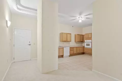 33 Middle St #2, Lowell, MA 01852 photo 7
