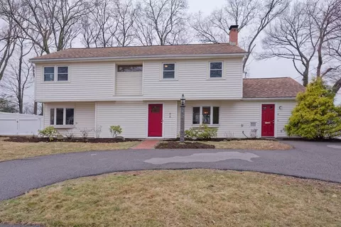 6 Wedgewood Rd, Natick, MA 01760