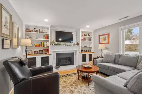 Living - 14 Walker St, Maynard, MA 01754 photo 1 of 5