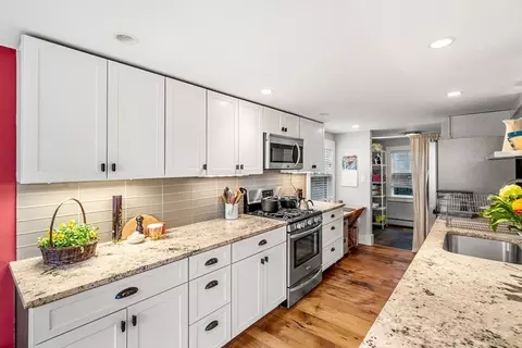 19 Middle St, Marblehead, MA 01945 photo 8