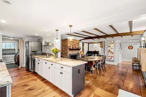 19 Middle St, Marblehead, MA 01945 photo 13