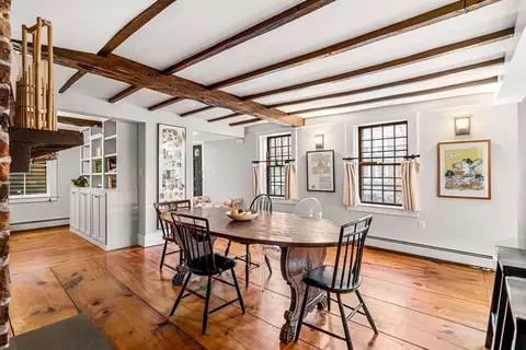 19 Middle St, Marblehead, MA 01945 photo 5