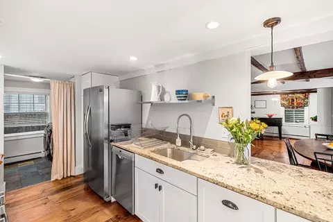 19 Middle St, Marblehead, MA 01945 photo 9