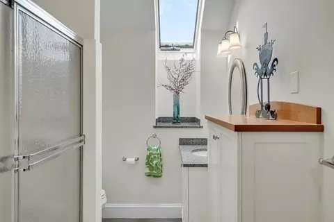 37 Stanton Rd, Brookline, MA 02445 photo 19