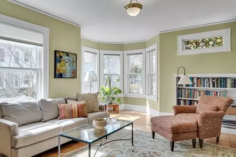 37 Stanton Rd, Brookline, MA 02445 photo 3