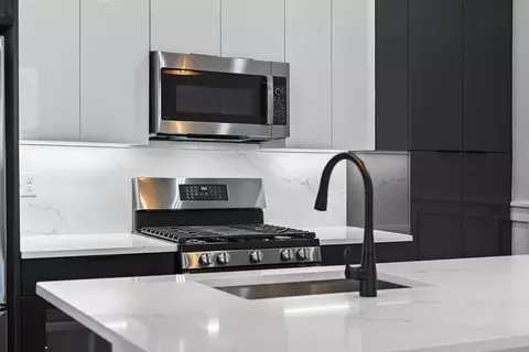 Kitchen - 115 Thurston St # -E, Somerville, MA 02145 photo 2 of 4
