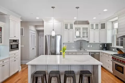 505 E Broadway #2, Boston, MA 02127