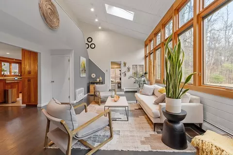 109 E Bare Hill Rd, Harvard, MA 01451 photo 4