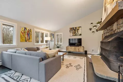 109 E Bare Hill Rd, Harvard, MA 01451 photo 9