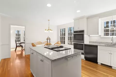 24 Eugene Dr, Winchester, MA 01890 photo 10