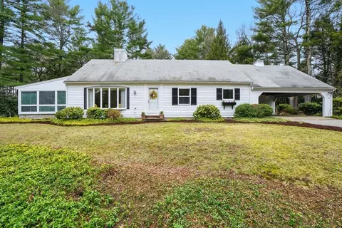110 S Station St, Duxbury, MA 02332
