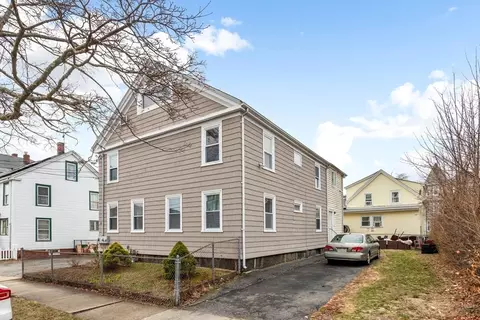 18 Grove St, Lynn, MA 01905