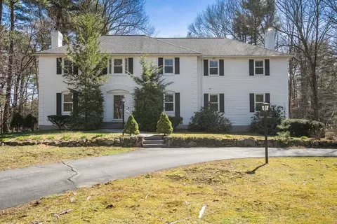 102 Ford Rd, Sudbury, MA 01776