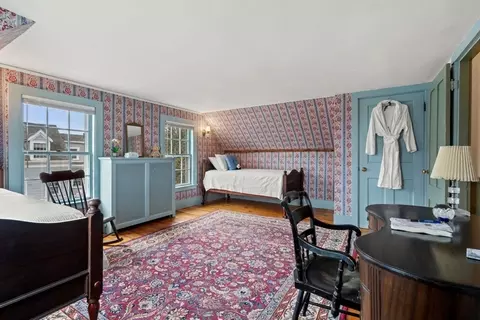 23 Gregory St, Marblehead, MA 01945 photo 22