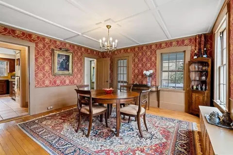 23 Gregory St, Marblehead, MA 01945 photo 7