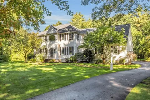 71 Fifers Ln, Boxborough, MA 01719