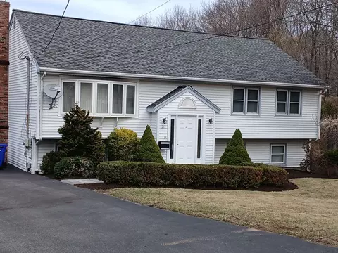 21 Cottage, Holbrook, MA 02343