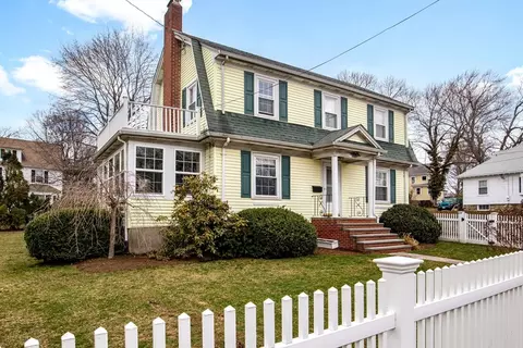 115 Pleasant St, Walpole, MA 02032