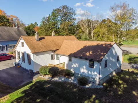 4 Foster St, Leicester, MA 01524