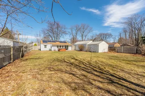 Exterior - 166 Nottingham, Springfield, MA 01104 photo 6 of 7