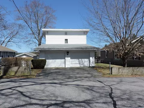 67 Birch Island Rd, Webster, MA 01570 photo 4