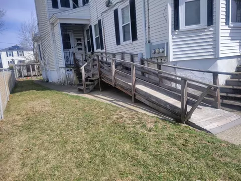 528 Lawton St, Fall River, MA 02721 photo 2