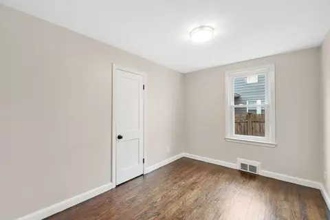 34 Brooks St, Springfield, MA 01109 photo 22