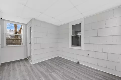 34 Brooks St, Springfield, MA 01109 photo 13