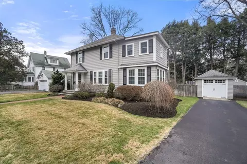 6 Saunders Ter, Wellesley, MA 02481 photo 2