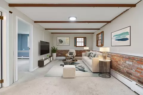 Living - 2 Marlboro Rd, Georgetown, MA 01833 photo 2 of 10