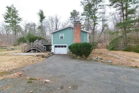 Exterior - 2 Marlboro Rd, Georgetown, MA 01833 photo 3 of 7