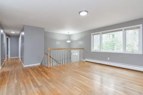 Living - 2 Marlboro Rd, Georgetown, MA 01833 photo 7 of 10
