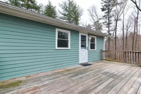 Exterior - 2 Marlboro Rd, Georgetown, MA 01833 photo 4 of 7