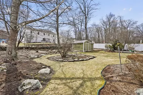 Exterior - 21 Leslie Rd, Worcester, MA 01605 photo 8 of 13